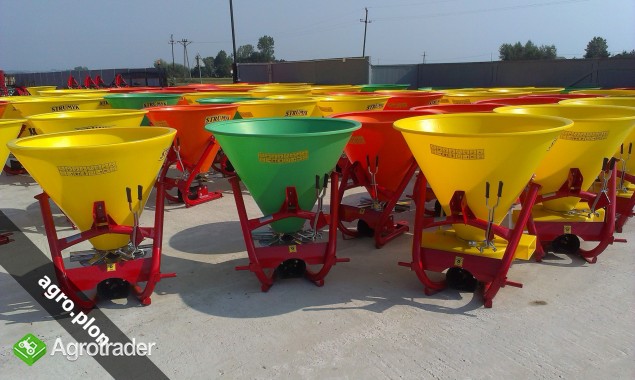 Rozsiewacz nawozów Lejek 300 l 350 l 400 l 500 litrów 6-łopatek Dowóz - zdjęcie 3