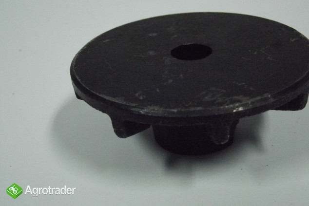 Wirnik pompy wody URSUS C 360.   - zdjęcie 1