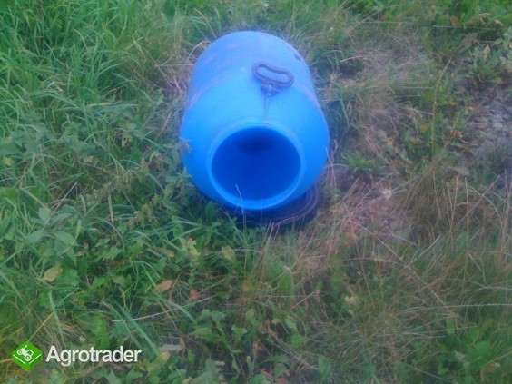 sprzedam  beczki plastikowe 60l